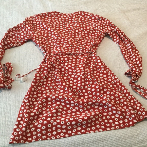 Faithfull The Brand Poppy Dress - Picture 9 of 15